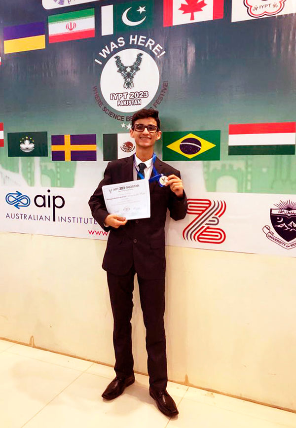 IYPT Paquistão: aluno do Objetivo conquista medalha de prata na Copa do Mundo da Física