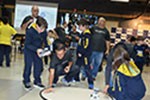 Torneio Objetivo de Robótica: o duelo das máquinas
