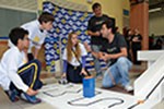 Torneio Objetivo de Robótica: o duelo das máquinas