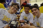 Torneio Objetivo de Robótica: o duelo das máquinas