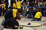 Torneio Objetivo de Robótica: o duelo das máquinas