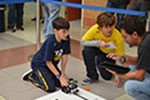 Torneio Objetivo de Robótica: o duelo das máquinas