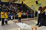 Torneio Objetivo de Robótica: o duelo das máquinas