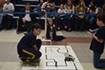 Torneio Objetivo de Robótica: o duelo das máquinas
