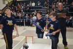 Torneio Objetivo de Robótica: o duelo das máquinas