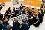 Curso especial de Astronomia do Objetivo estimula alunos a desvendar segredos do universo