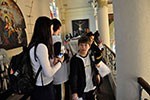 Nas ruas de SP,  alunos conhecem as culturas que influenciaram o mundo medieval