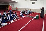 Nas ruas de SP,  alunos conhecem as culturas que influenciaram o mundo medieval