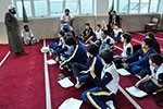 Nas ruas de SP,  alunos conhecem as culturas que influenciaram o mundo medieval