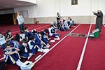 Nas ruas de SP,  alunos conhecem as culturas que influenciaram o mundo medieval