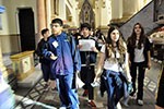 Nas ruas de SP,  alunos conhecem as culturas que influenciaram o mundo medieval