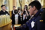 Nas ruas de SP,  alunos conhecem as culturas que influenciaram o mundo medieval