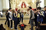 Nas ruas de SP,  alunos conhecem as culturas que influenciaram o mundo medieval
