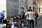 Nas ruas de SP,  alunos conhecem as culturas que influenciaram o mundo medieval