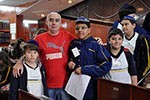 Nas ruas de SP,  alunos conhecem as culturas que influenciaram o mundo medieval