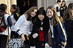 Nas ruas de SP,  alunos conhecem as culturas que influenciaram o mundo medieval