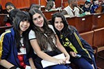Nas ruas de SP,  alunos conhecem as culturas que influenciaram o mundo medieval