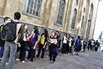 Nas ruas de SP,  alunos conhecem as culturas que influenciaram o mundo medieval
