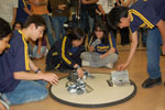 Alunos do Colégio Objetivo participarão da RoboCup 2010, em Cingapura