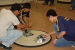 Alunos do Colégio Objetivo participarão da RoboCup 2010, em Cingapura