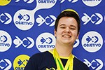 Cerimônia de premiação dos alunos do Objetivo medalhistas na OBA, na OBR e na OBI