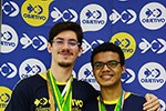Cerimônia de premiação dos alunos do Objetivo medalhistas na OBA, na OBR e na OBI