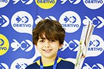 Cerimônia de premiação dos alunos do Objetivo medalhistas na OBA, na OBR e na OBI