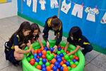 OBJETIVO ON: alunos nos preparativos para a mostra de trabalhos interdisciplinares                  