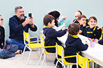 Arte em Família: atividade reúne alunos, amigos e pais no Objetivo Teodoro: confira as fotos (2023)