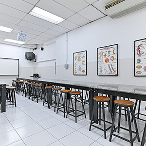 Unidade Pinheiros - Laboratório de Ciências