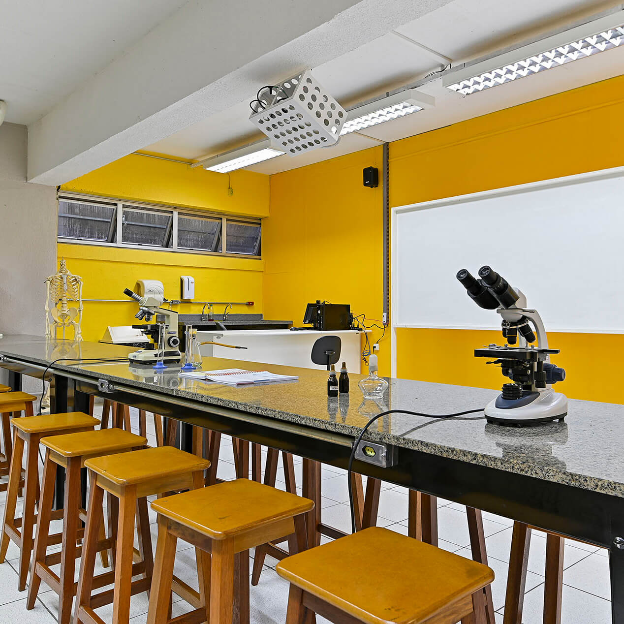 Unidade Vergueiro - Laboratório de Ciências