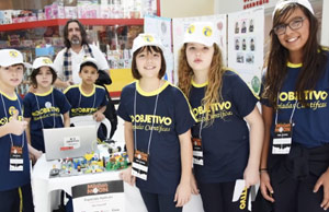 Missão lua: equipes do Objetivo apresentam projetos de robótica na FLL Jr. - 2019