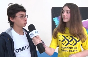 Cerimônia de premiação do Clico: repórter Teleco entrevista personagem do carteiro - 2019
